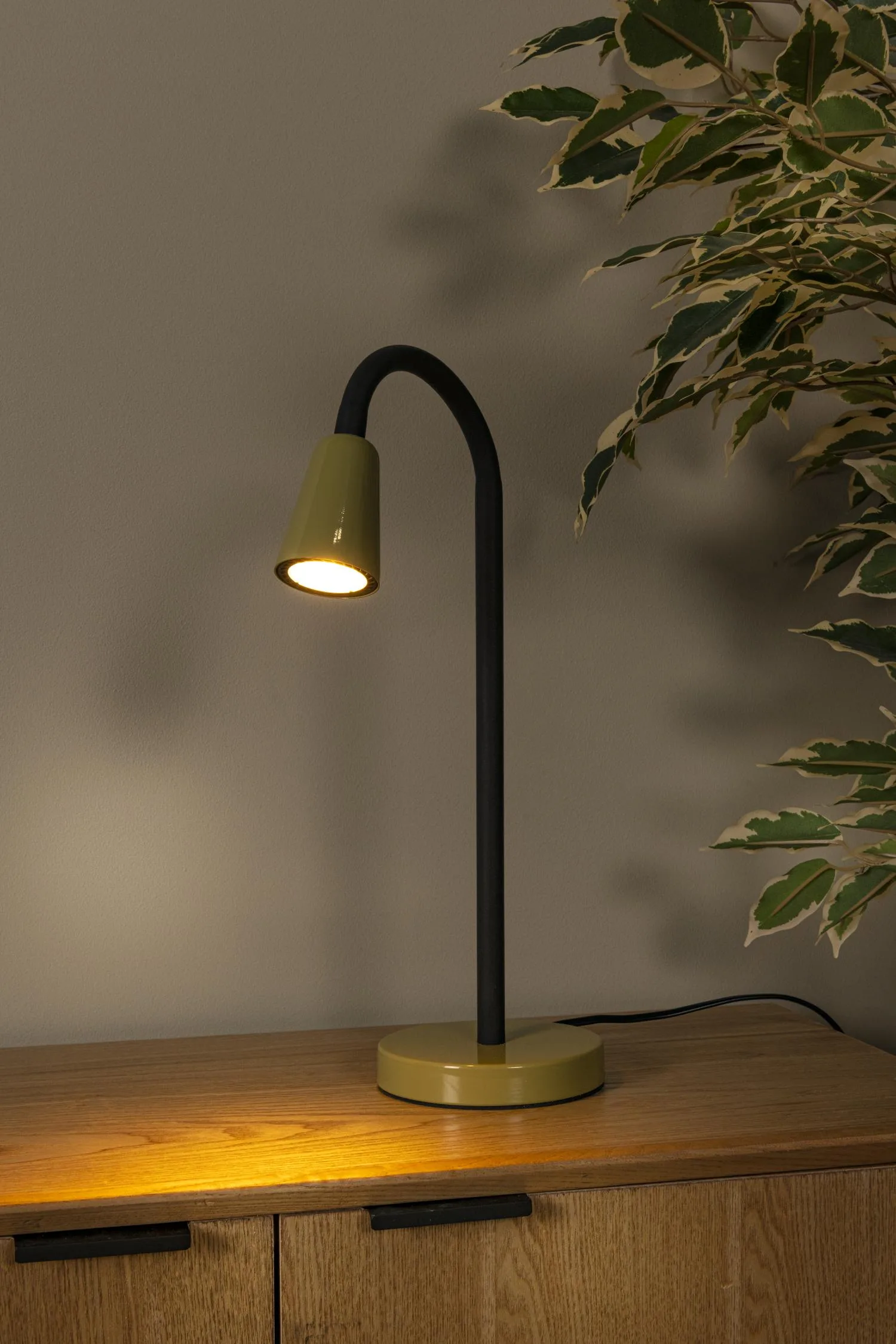 JASPER Table lamp-Cream-1xGU10-25W-Metal – Obrázok 4